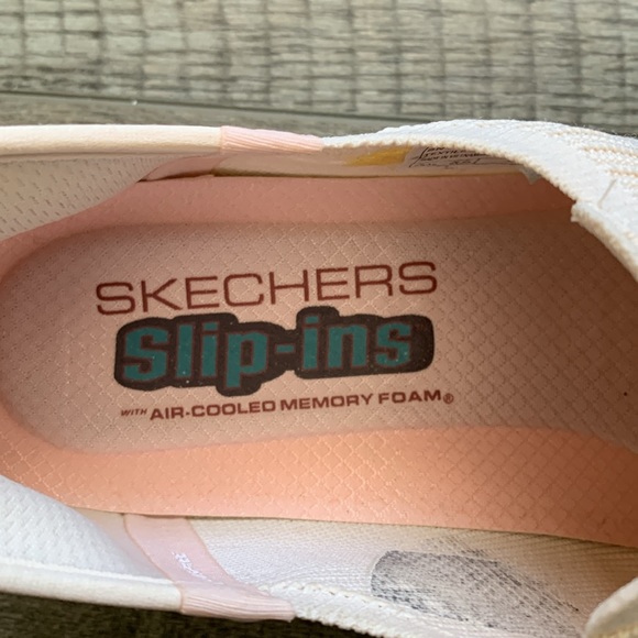 Sketchers Slip-ins - Picture 4 of 7